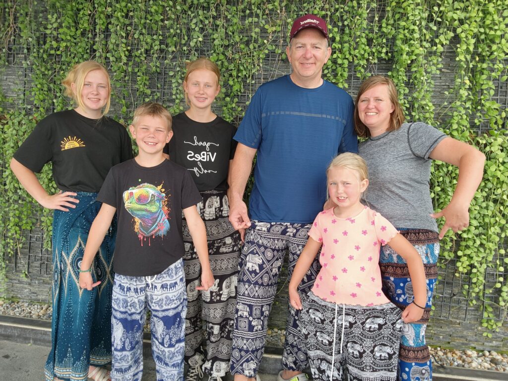 elephant pants family